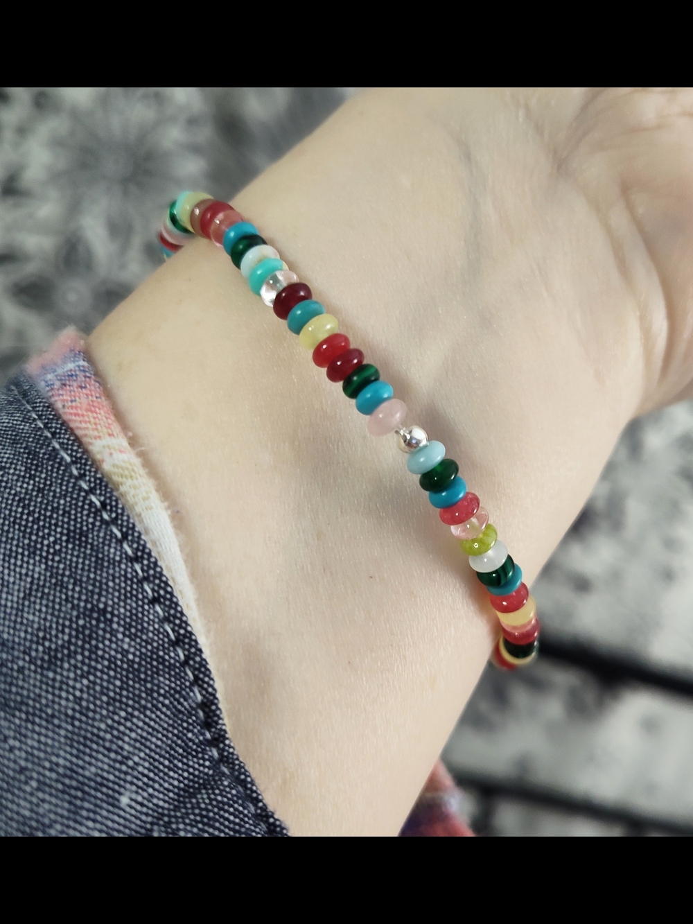 Multicolor natural stone beads stretch bracelet - Picture 3 of 7